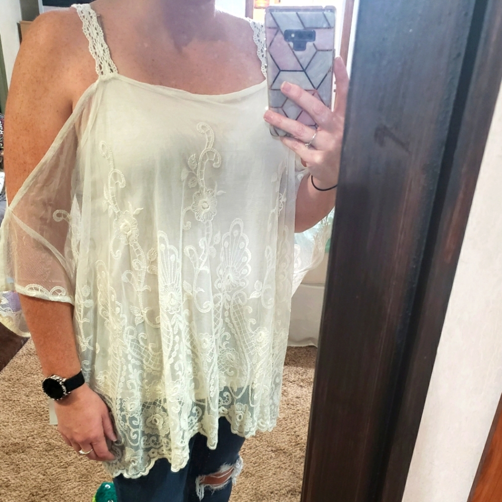 Beautiful Dressy Top NWT